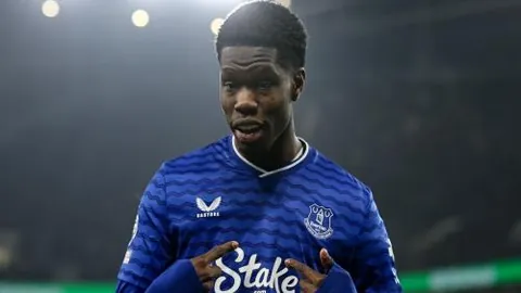 梅西合同藏阿根廷优先权：国家队地位超俱乐部